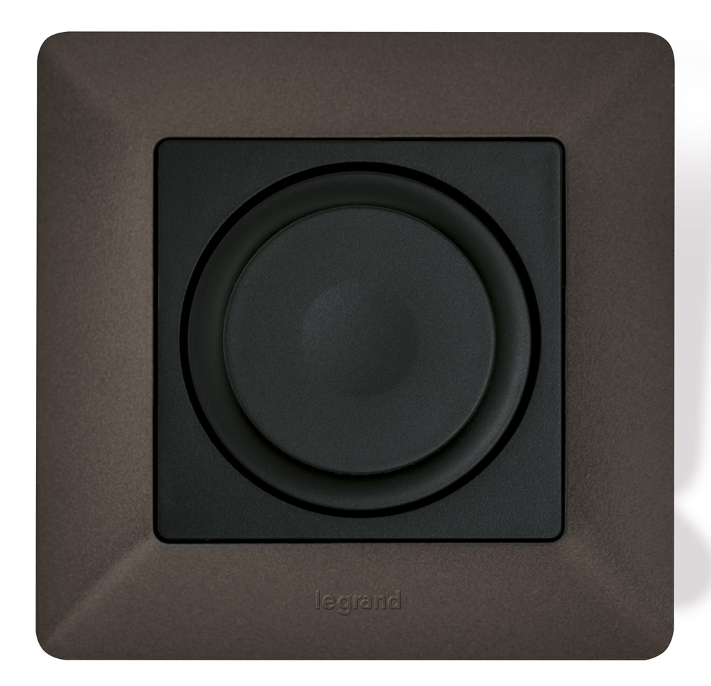 LG-756360-LG-754271-WEB-F.jpg