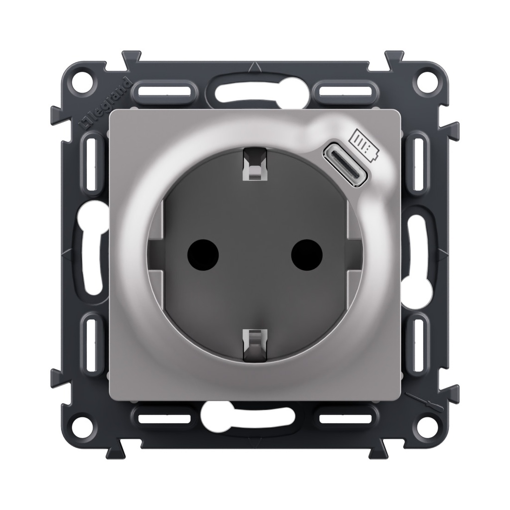 LG-753335-WEB-F.jpg