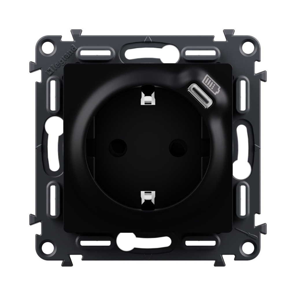 LG-756335-WEB-F.jpg