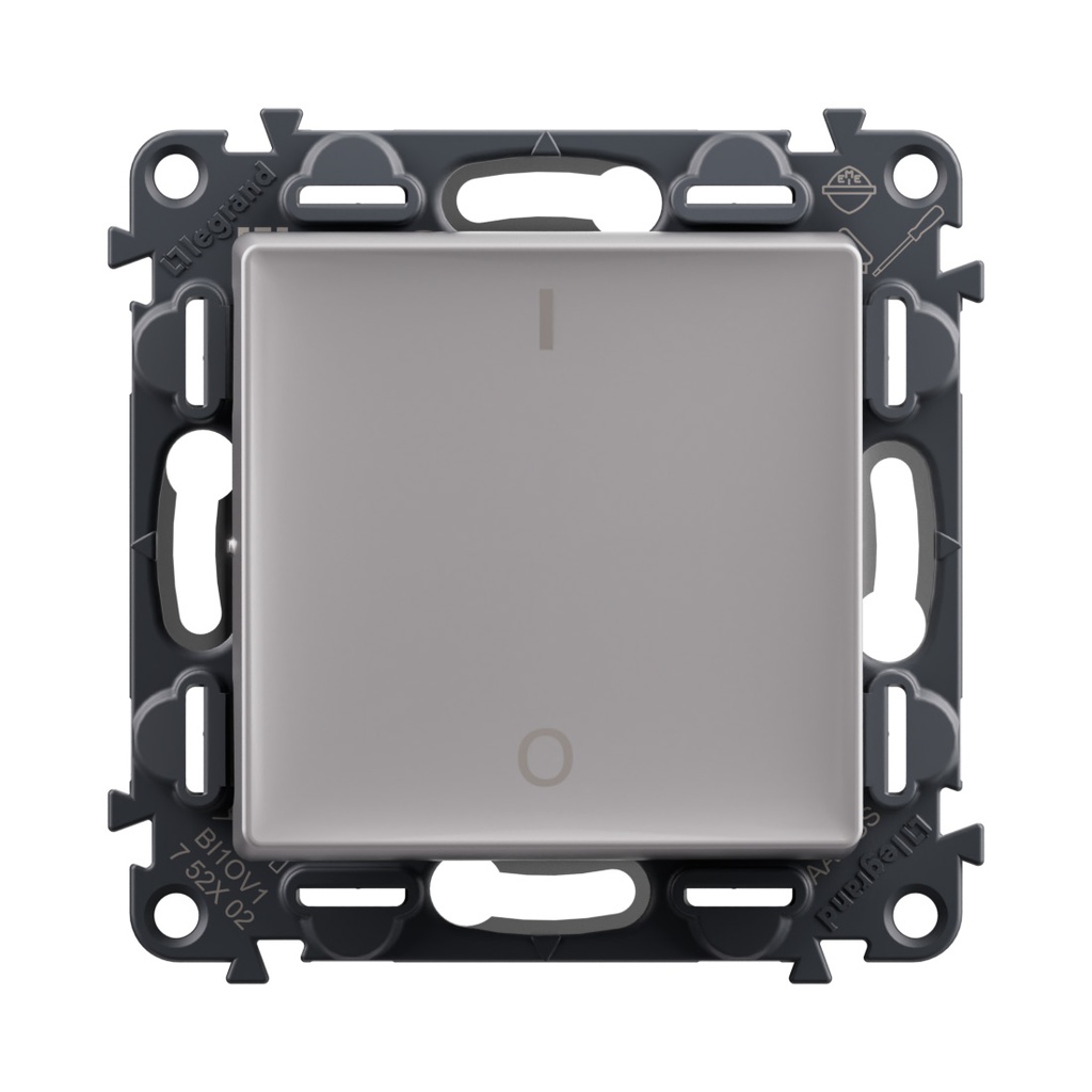 LG-752302-WEB-F.jpg