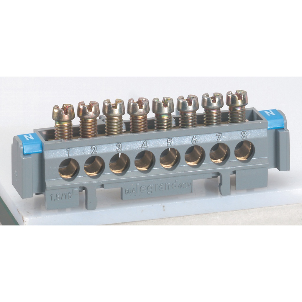 LG-004824-WEB-R-CH.jpg