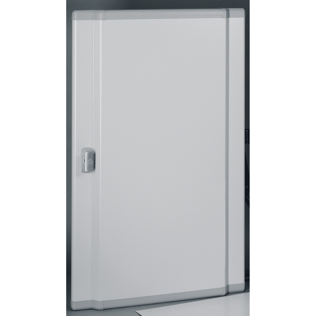 LG-020256-WEB-R-CH.jpg