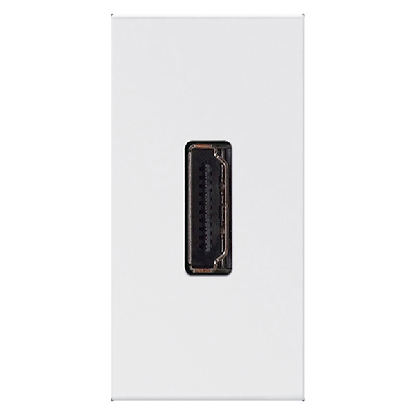 LG-078778-WEB-F-CH.jpg