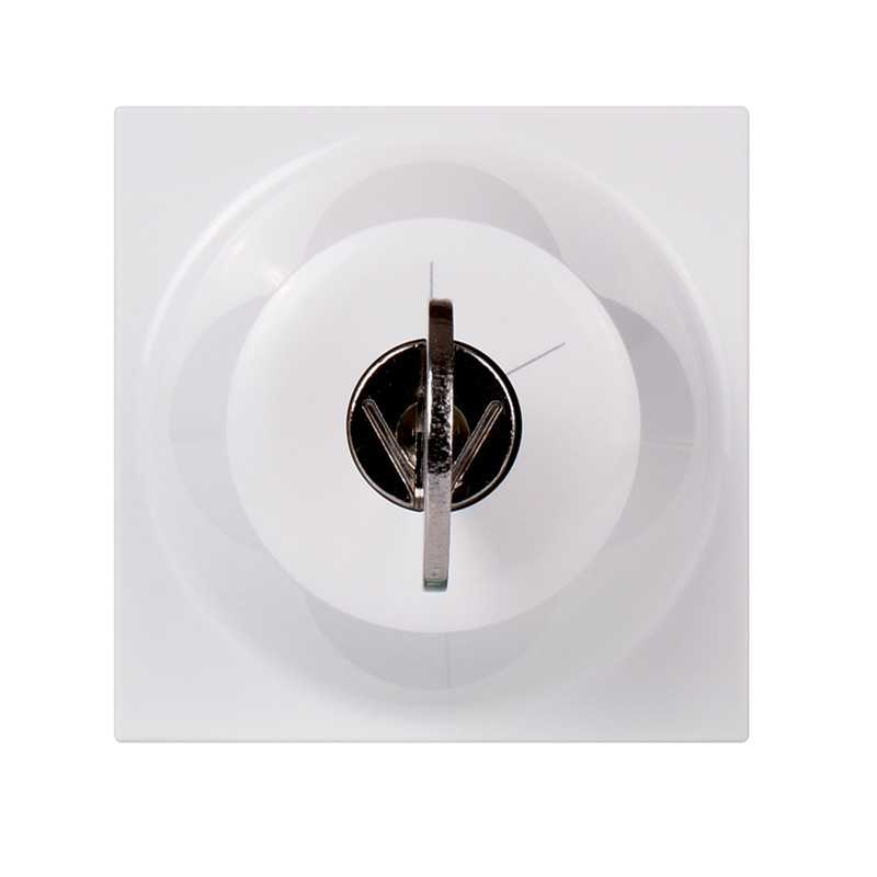 LG-077072-WEB-F-CH.jpg