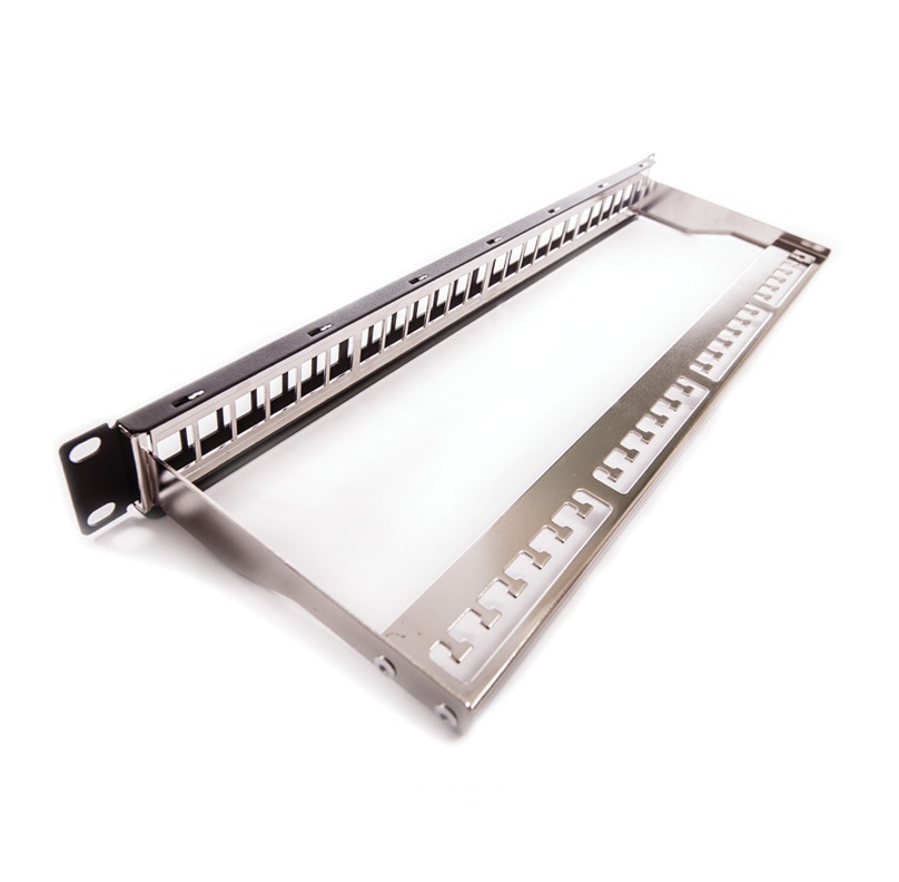 19" пач панел празен 24xRJ45 1U черен