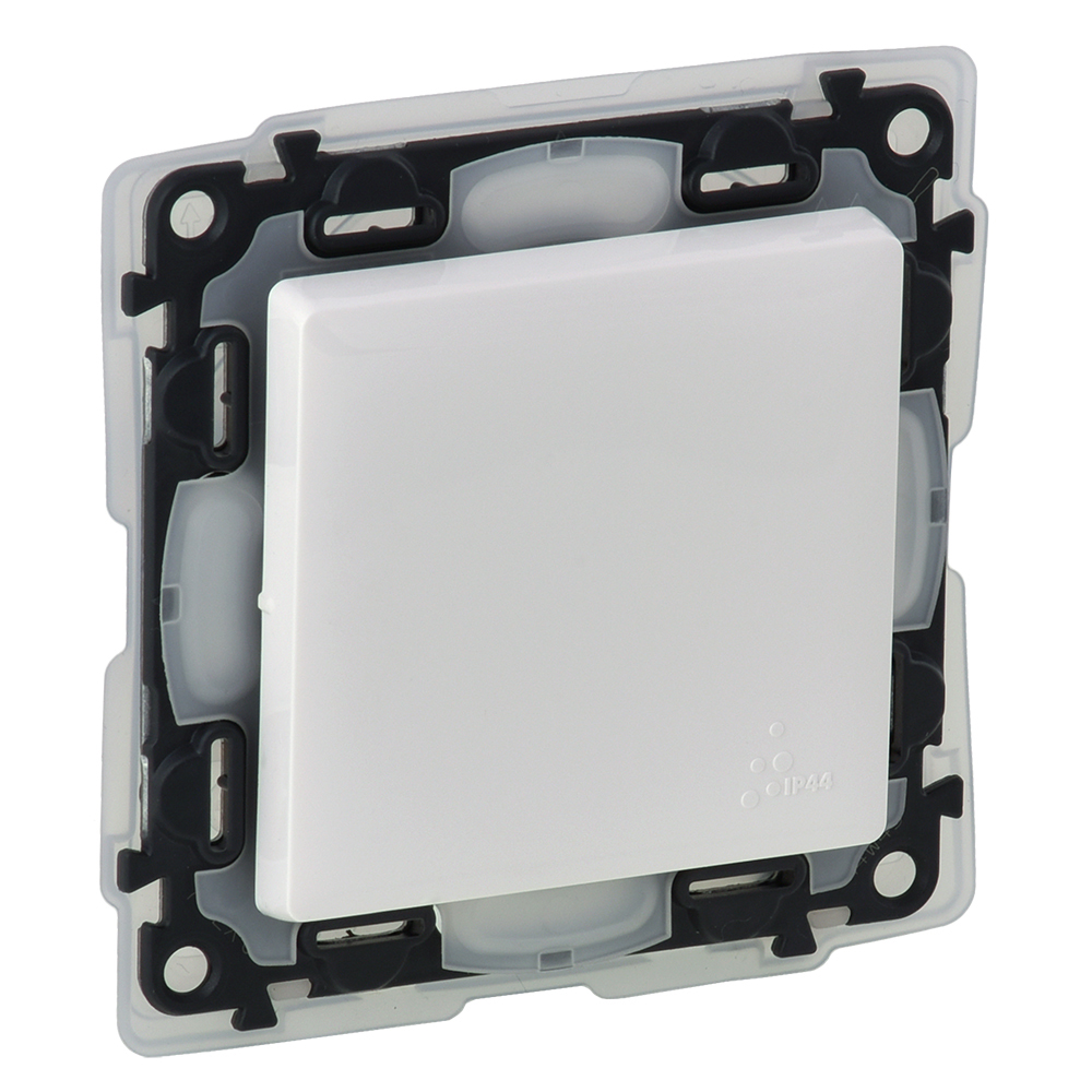 Бойлерен ключ 16A IP44 цвят бял Valena Life Legrand