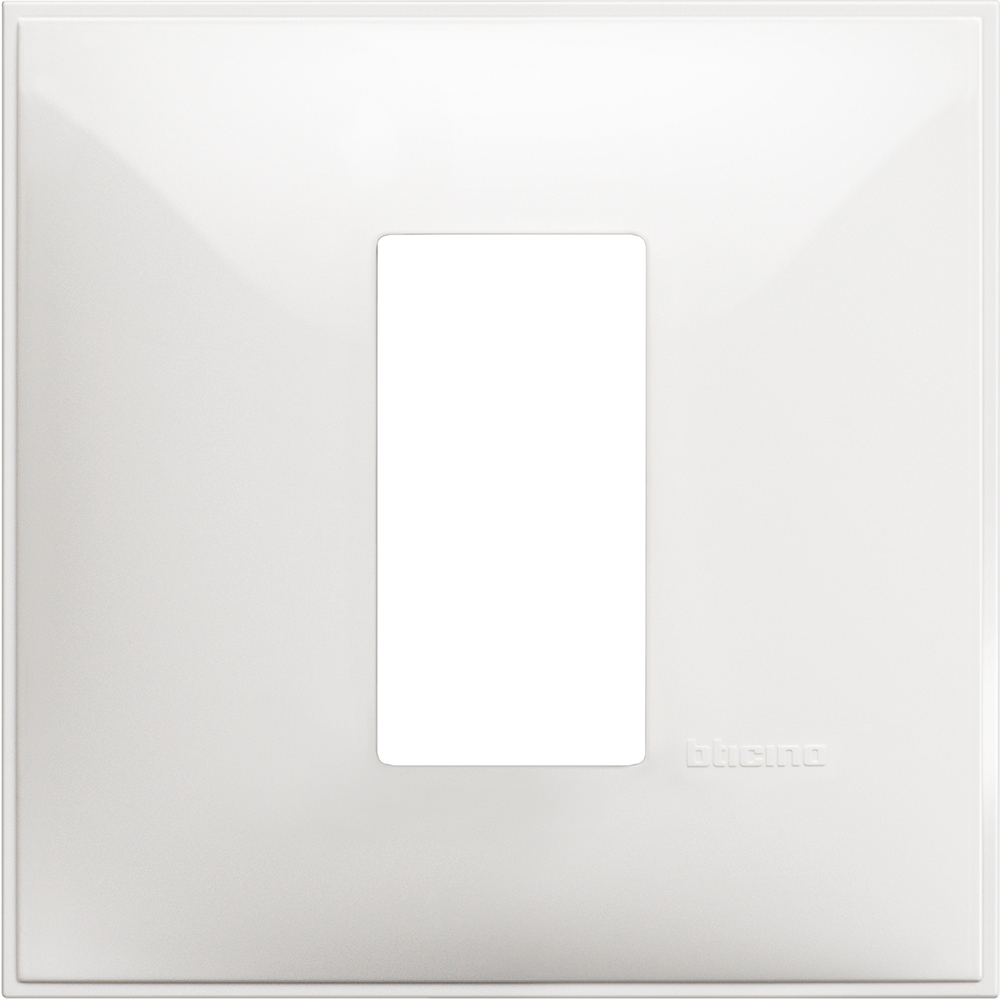 Рамка 1 мод. цвят Бял (White) Classia Bticino /блистер/