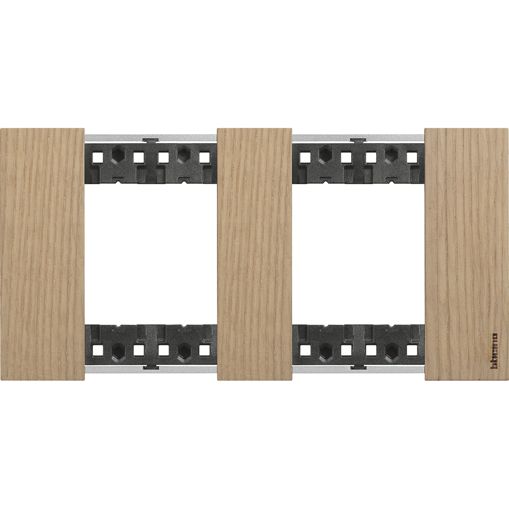 Рамка 2x2 мод. дървена цвят Дъб (Oak) Living Now Bticino