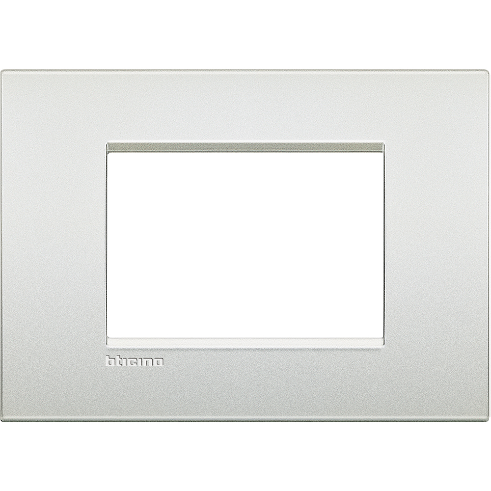 Рамка 3 модула метална Pearl white AIR LL Bticino