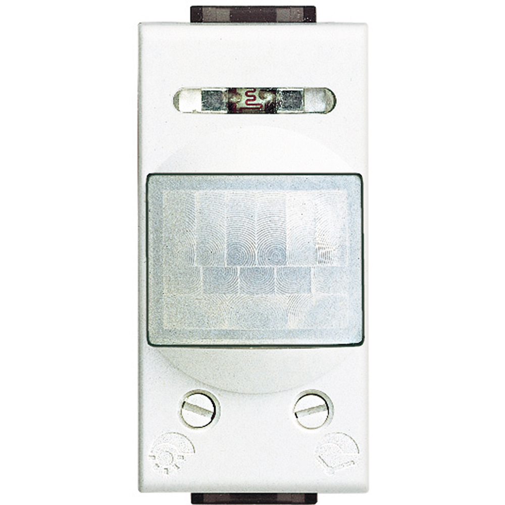 Датчик за движение PIR, 105°, обхват 6m @ h=1.2m, LED ≤ 50W, изисква неутрала, 1 модул цвят Бял LL Bticino