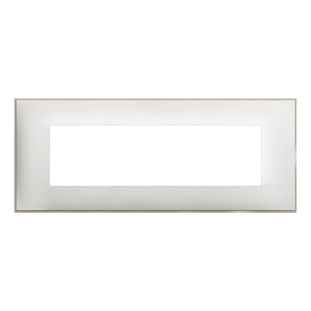 Рамка 7 модула цвят Бял сатен (White satin) Classia Bticino /блистер/