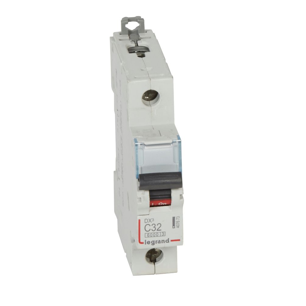 Автоматичен прекъсвач DX3 1P 32A крива С 6kA Legrand