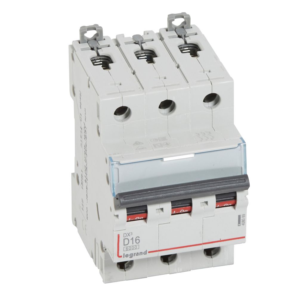 Автоматичен прекъсвач DX3 3P 16A крива D 6kA Legrand