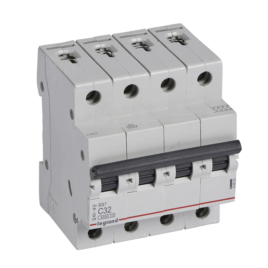 Автоматичен прекъсвач RX3 4P 32A крива С 6kA MC Legrand