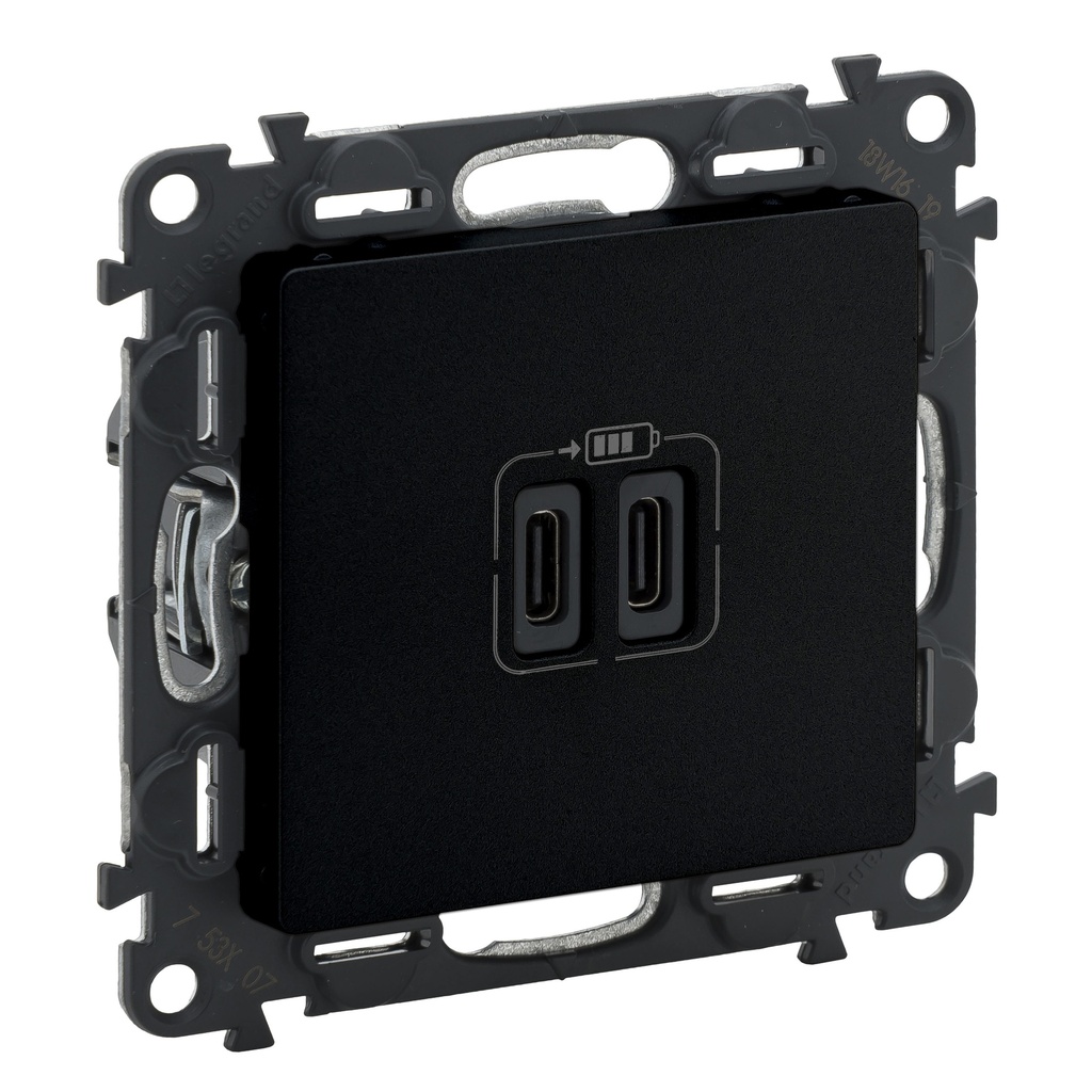 Розетка 2хUSB за зареждане тип C+C 3A 15W цвят Черен Valena Life Legrand