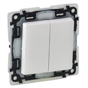 Сериен ключ IP44 цвят бял Valena Life Legrand